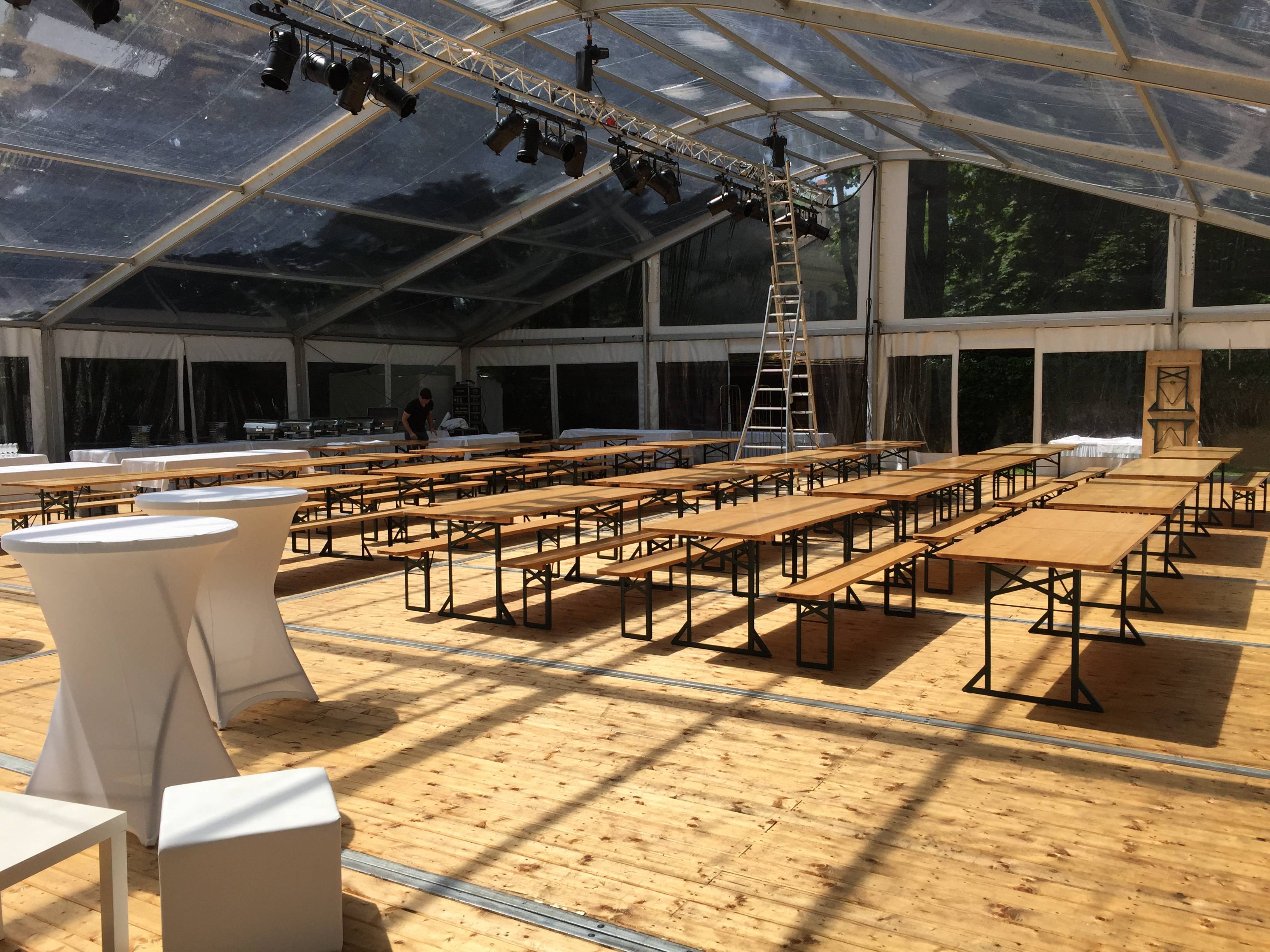 400 m2 - (montage intégral en 8 heures)
